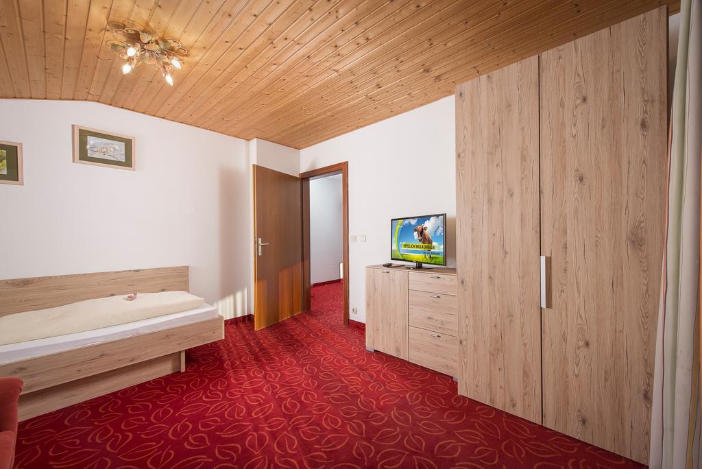 Familienhotel Central Sankt Johann in Tirol Rom bilde