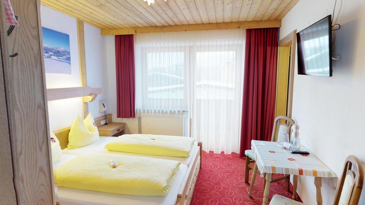 Familienhotel Central Sankt Johann in Tirol Rom bilde